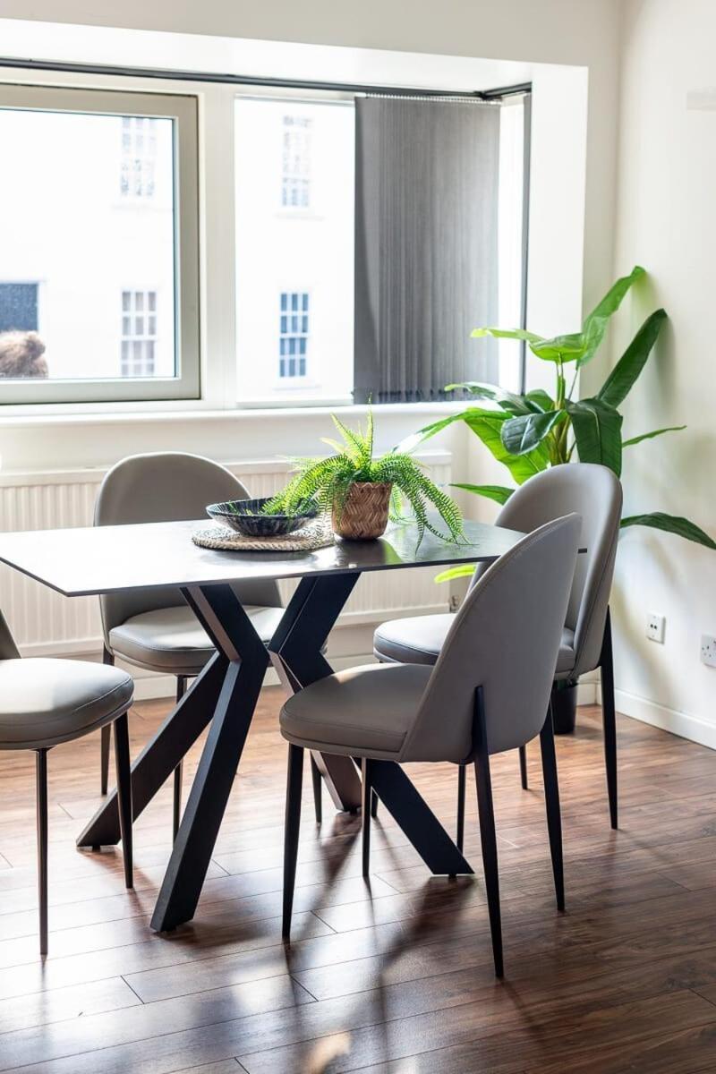 קאמברידג' City Center,2 Bedroom Apartment With Parking מראה חיצוני תמונה